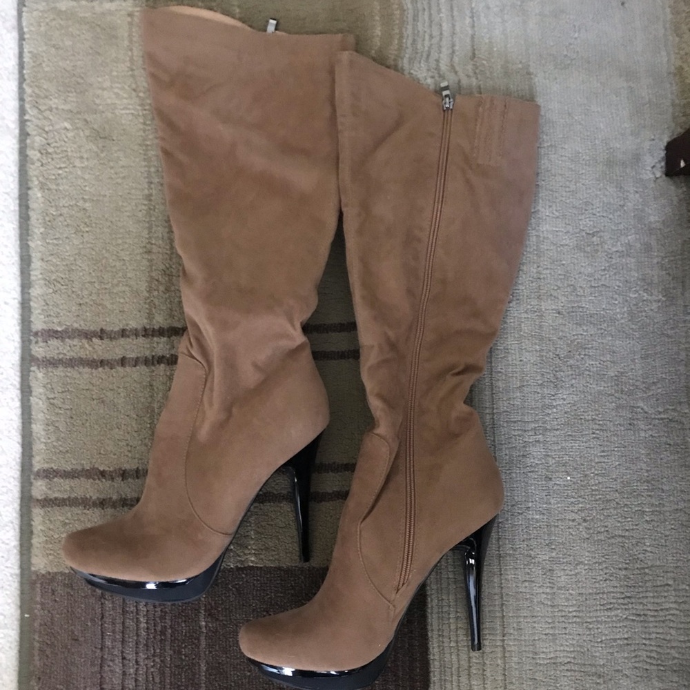 NWOT❣️Cathy Jean Suede Knee High Boots - Picture 1 of 4